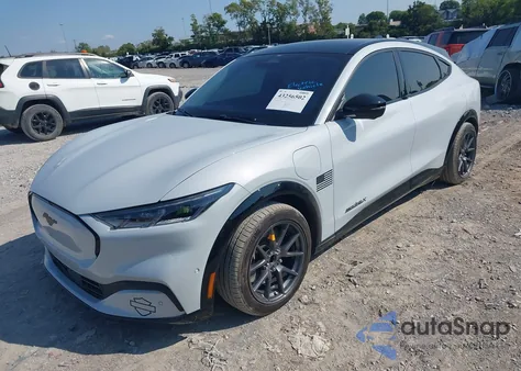 2023 Ford Mustang Mach-E Premium z USA, uszkodzony, nr VIN 3FMTK3SU1PMA62874